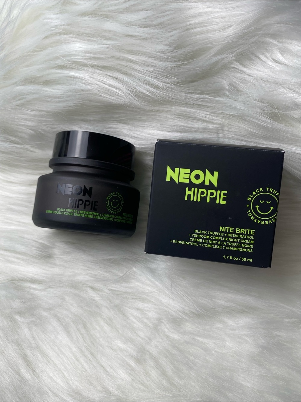 New Neon Hippie Nite Brite Night Cream‎